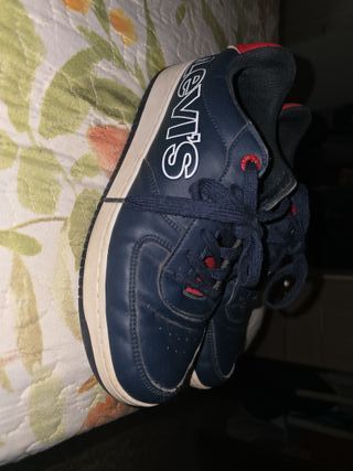 Zapatillas Levi's Azul y Rojo Talla 39