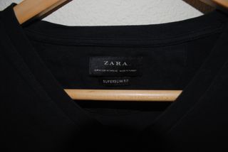 Camiseta Zara M Superslim COMO NUEVA