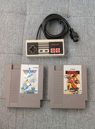 Consola Nintendo NES + 2 Juegos