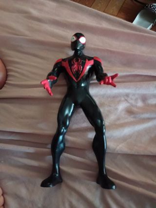 Figura Spiderman Miles Morales