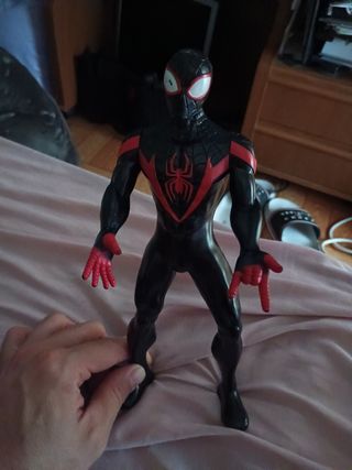 Figura Spiderman Miles Morales