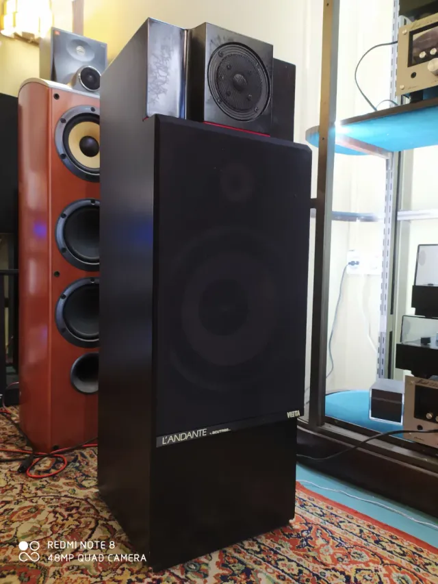 Fantásticos altavoces VIETA