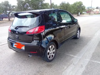Mitsubishi Colt 2005