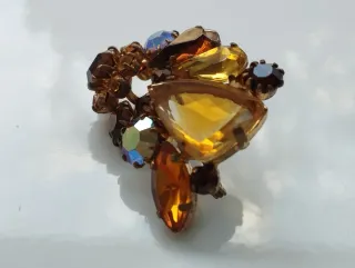 Broche vintage ámbar y dorado