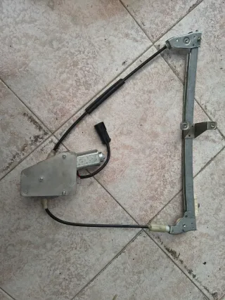 Audi 80/90 alzacristalli nuovo