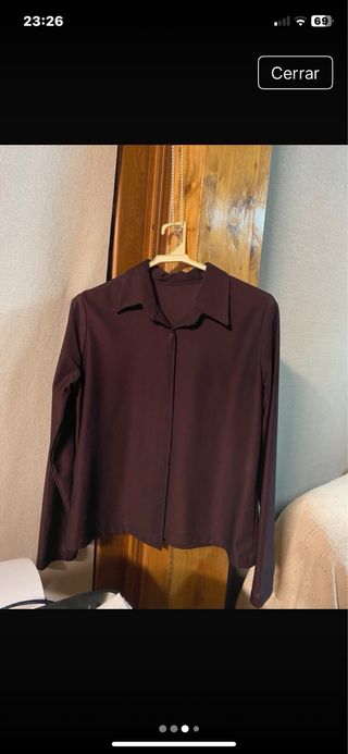 Camisa de manga larga burdeos 