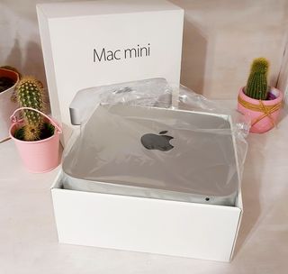 Mac Mini Apple i7 3.0GHz 16GB RAM 256GB SSD Caja
