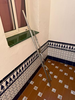 Lote de pesas, barras y bancos
