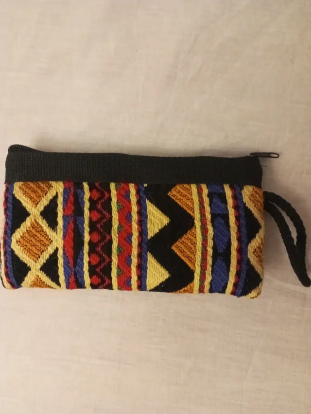 Neceser étnico con asa