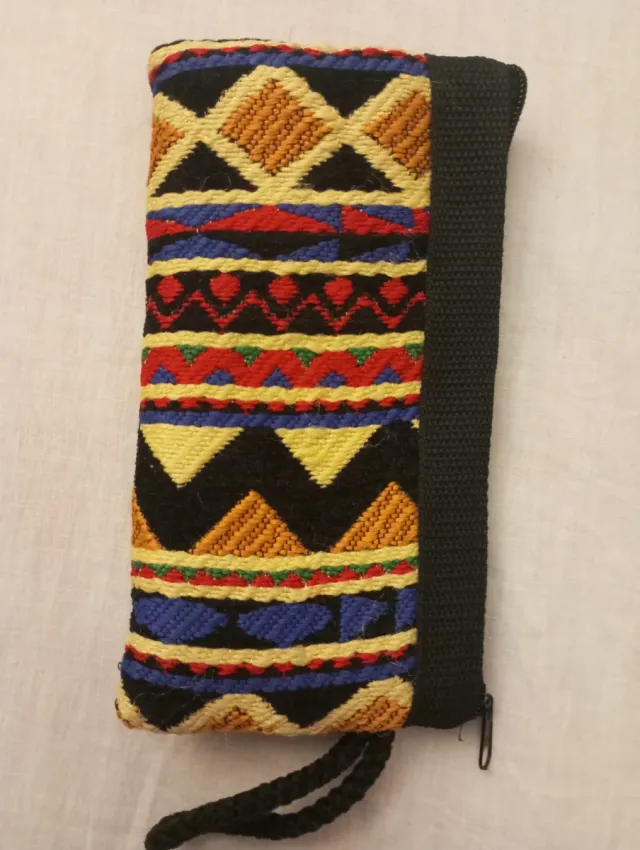 Neceser étnico con asa