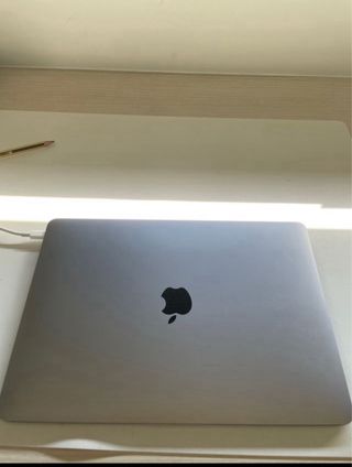 MacBook Air i5 | 8GB RAM | 128GB SSD | Touch ID