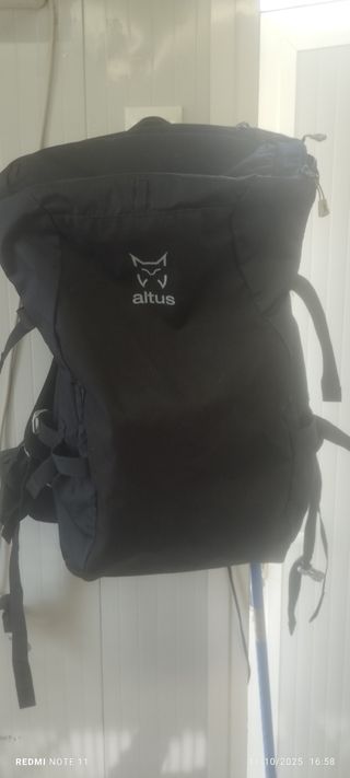 Mochila Altus 55 Lb