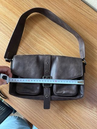 Bolso marrón tipo cuero – Pull&Bear