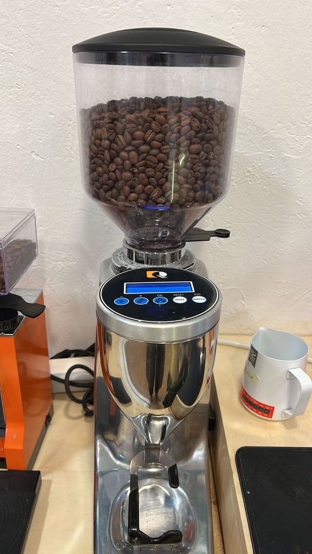 Molino Quamar Serratella M80E Eléctrico