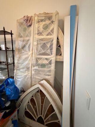 Puertas antiguas acristaladas