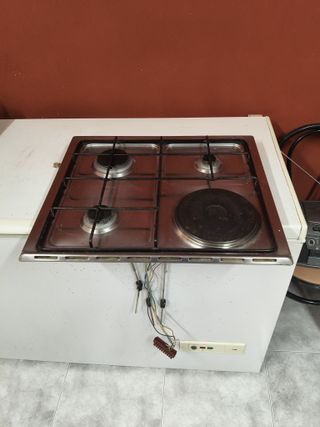 Encimera Gas y Eléctrica Zanussi