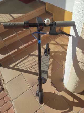 Patinete Eléctrico Negro