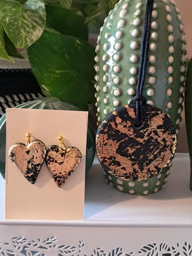 Set orecchini e pendenti