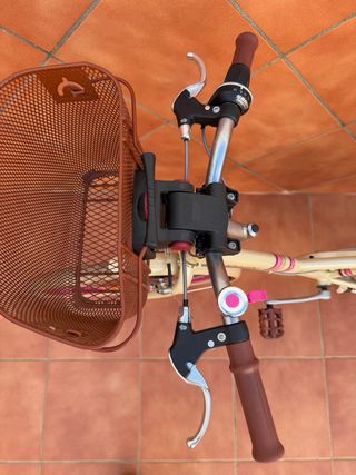 Bicicleta BTWIN con cesta