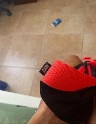 Riñonera Nike Negra y Naranja