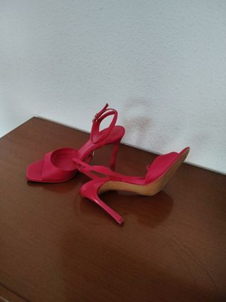 2 Pares Zapatos Talla 39/40 usados una sola vez