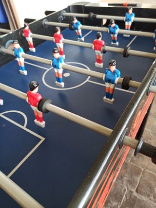 Mesa de billar y futbolín infantil