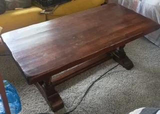 Mesa de madera maciza rústica