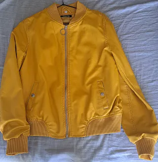Cazadora bomber amarilla Mis-Tic