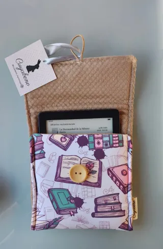 Funda acolchada eBook pequeño, con diseño de libro