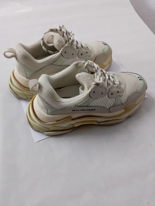 Zapatillas mujer marca Balenciaga Talla 37 Beige.