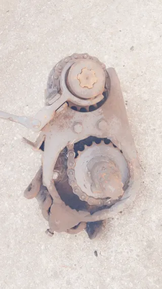 Toma trasera cabrestante.
Estaba en massey 135