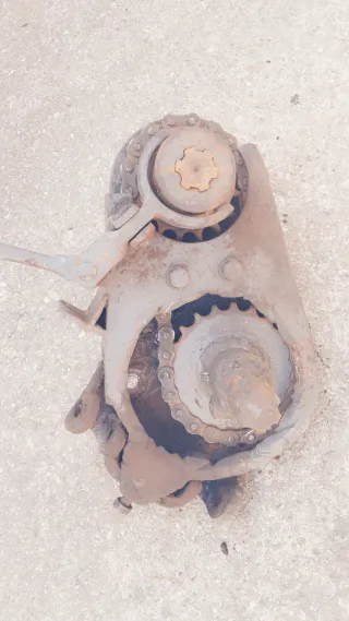 Toma trasera cabrestante.
Estaba en massey 135