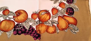 Pañuelo de seda 100% Christian Dior Frutas