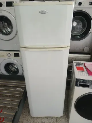Nevera Whirlpool blanca