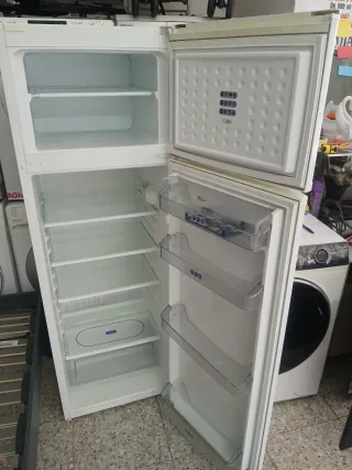 Nevera Whirlpool blanca