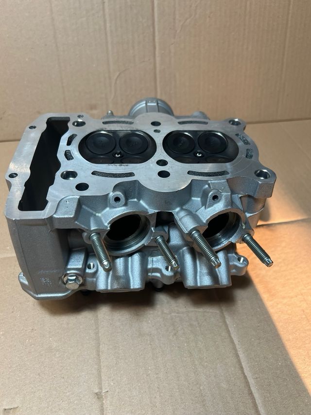 Testa cilindro T-Max 530