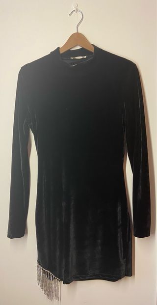 Abito velluto nero con frange strass