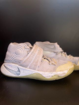 Scarpe nike Jordan da basket ￼
