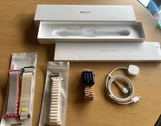 Apple Watch S3 38mm + extras