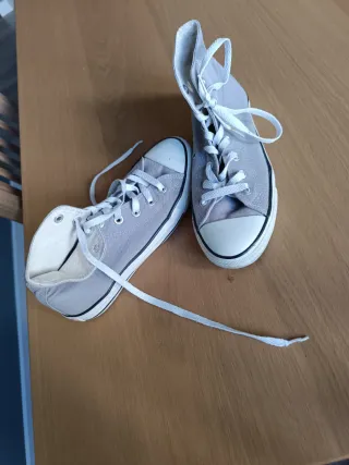 Converse grises altas