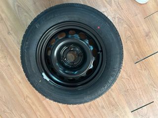 Rueda repuesto + Kit gato 195/65/15 PSA