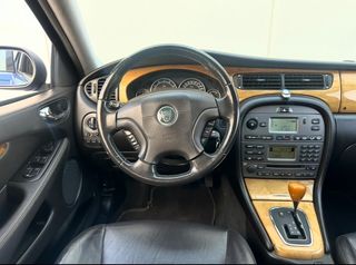 Jaguar X-Type Jaguar X-Type 3.0 V6 Executive