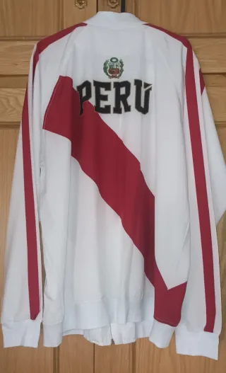 Casaca Cortavientos Perú Yirko Sivirich XL Unisex