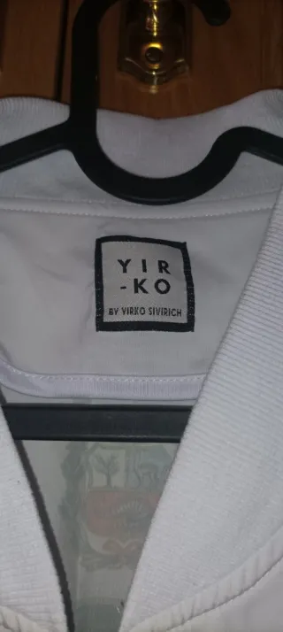 Casaca Cortavientos Perú Yirko Sivirich XL Unisex