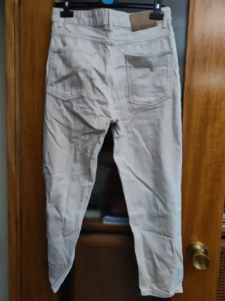 Pantalón Pull&Bear blanco roto hombre