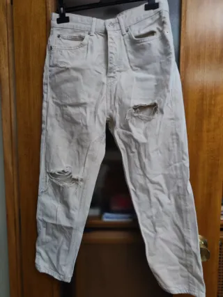 Pantalón Pull&Bear blanco roto hombre