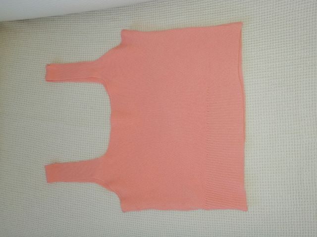 Top punto frío salmón pastel TU