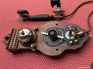 Teléfono Antiguo LM. Ericsson Centralita, año 1930