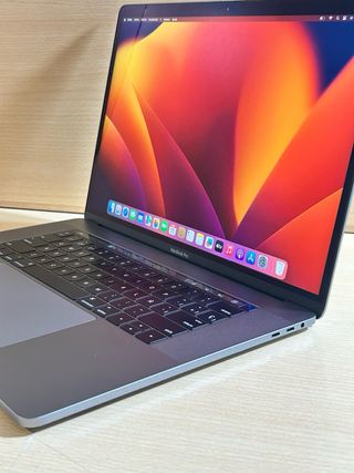 MacBook Pro 2017 Touch ID i7 / 16Gb / 512Gb
