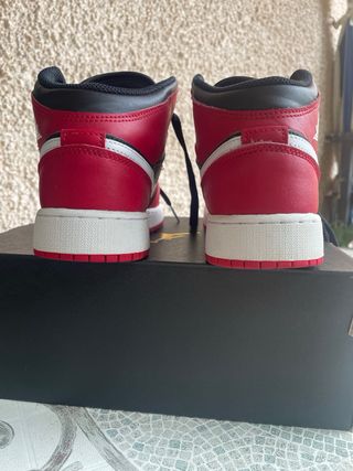 Air Jordan 1 Mid Talla 37.5